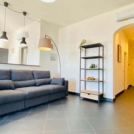 Sea View Apartment 5 Mt From The Beach Салерно Екстериор снимка