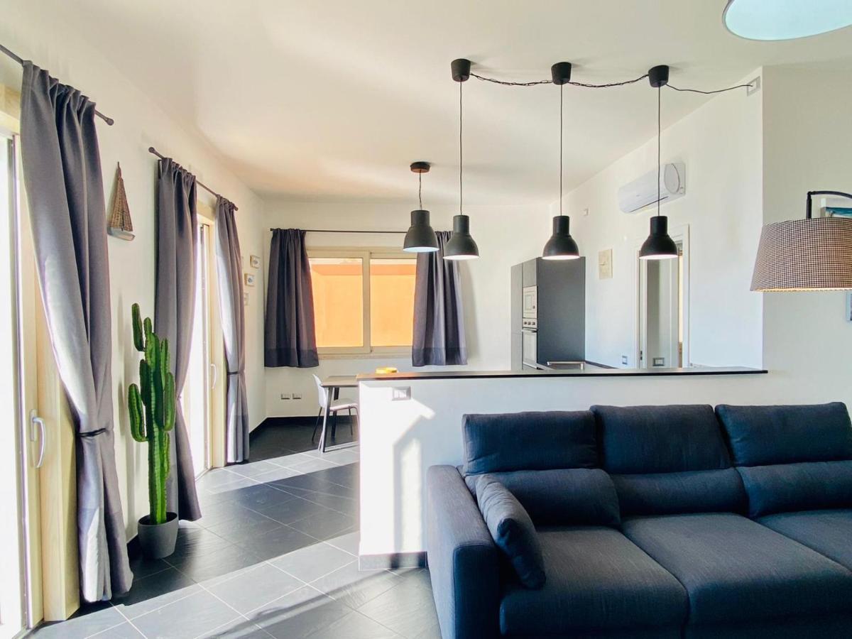 Sea View Apartment 5 Mt From The Beach Салерно Екстериор снимка